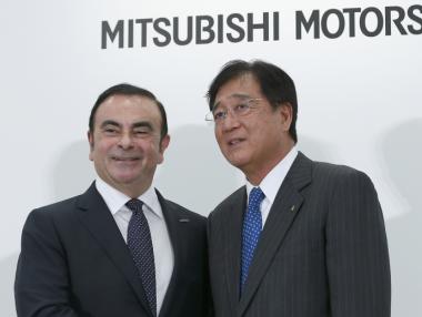 И Mitsubishi ще отстрани Карлос Гон от управлението си