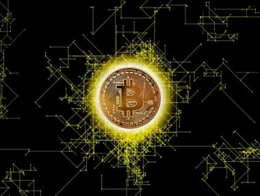 Bitcoin се е сринал с близо 3 000 долара през ноември