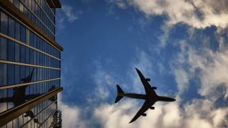 Qatar Airways увеличава полетите си към Иран въпреки американските санкции