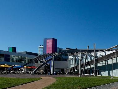 Google купи офис сгради в Калифорния за $1 млрд.