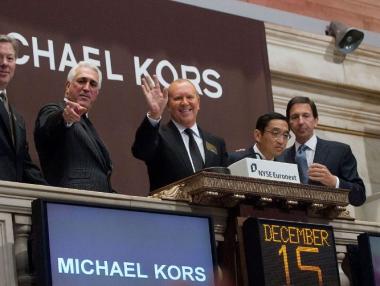 Двамата милиардери, които притежават Michael Kors, Jimmy Choo и Versace