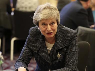Мей ще капитулира по ключов въпрос за Brexit