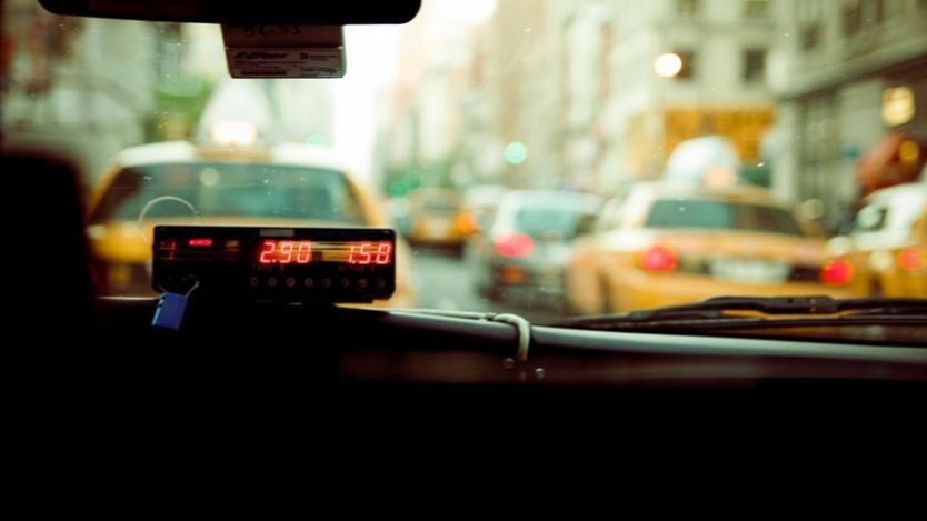 Такситата в София може да са с минимална цена от 2019 г.