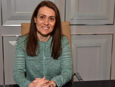 Гинка Върбакова има само няколко часа да плати за ЧЕЗ