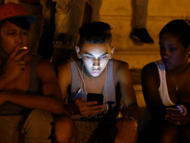 Кубинците вече ще имат 3G мобилен интернет