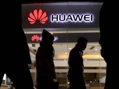 Япония мисли да спре държавното партньорство с Huawei и ZTE