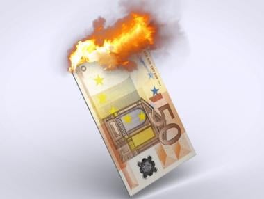 Фед и ОПЕК потопиха пазарите