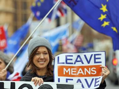 Лондон вече планира как ще внася лекарства при „твърд” Brexit