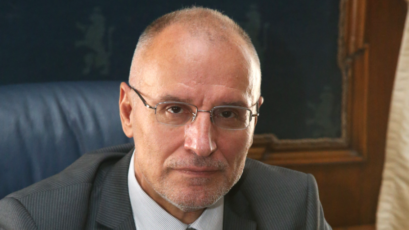 Управителят на БНБ прогнозира забавяне на икономиката