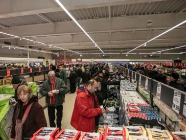 Lidl откри най-големия си магазин в България