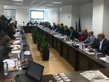 Българските строители заплашиха, че ще отидат да работят във Франция