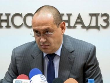 Директорът на бюрото за „Зелена карта“ подаде оставка