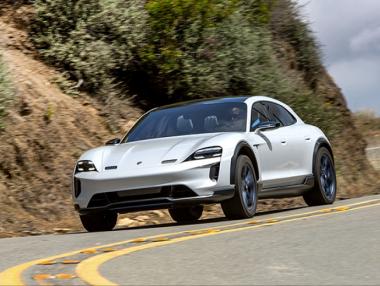 Porsche увеличава планираното производство на Taycan