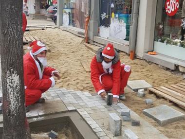 Дядо Коледовци ремонтират „Графа“