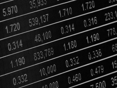 Пазарите започват седмицата с мечи настроения