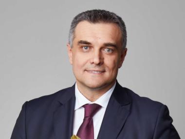 Телекомуникациите са по-бързооборотни от бързооборотните стоки