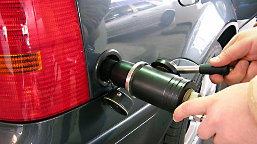 Депутати ще предложат двойно по-нисък данък за коли с газова уредба