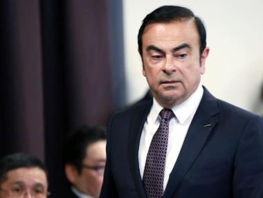 Шефът на Nissan с нови обвинения и арест