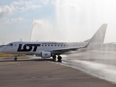 Полската LOT ще лети от Варна до Варшава през лятото