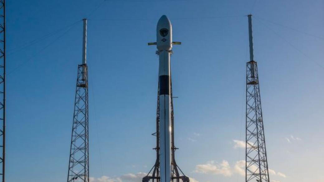 SpaceX успешно изстреля ракетата с GPS-сателит
