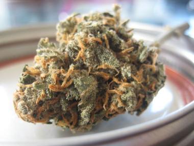 Тайланд легализира медицинска марихуана като „новогодишен подарък“