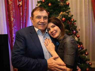 Проф. д.т.н.инж. Николай Вълканов предложи брак на приятелката си навръх Коледа