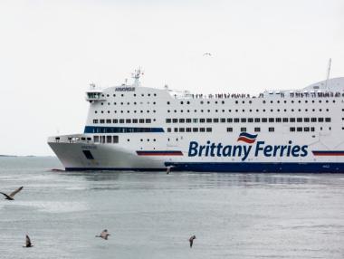 Мнима фирма ще стопанисва британските фериботи при твърд Brexit