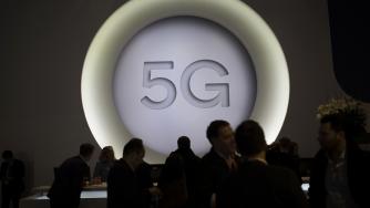 И трите германски телекома съдят регулатора заради 5G