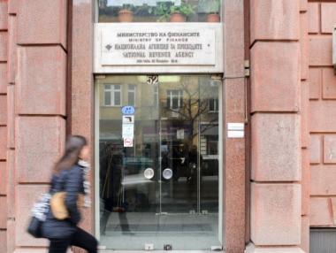НАП проверява 13 000 фирми с нелогично високи материални запаси