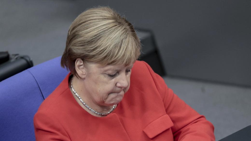 Имейли на Меркел са сред изтеклите данни от Бундестага