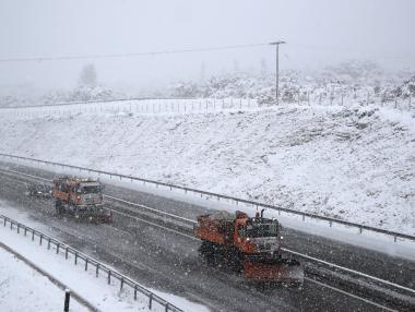 Бурята „София” блокира съседна Гърция под сняг