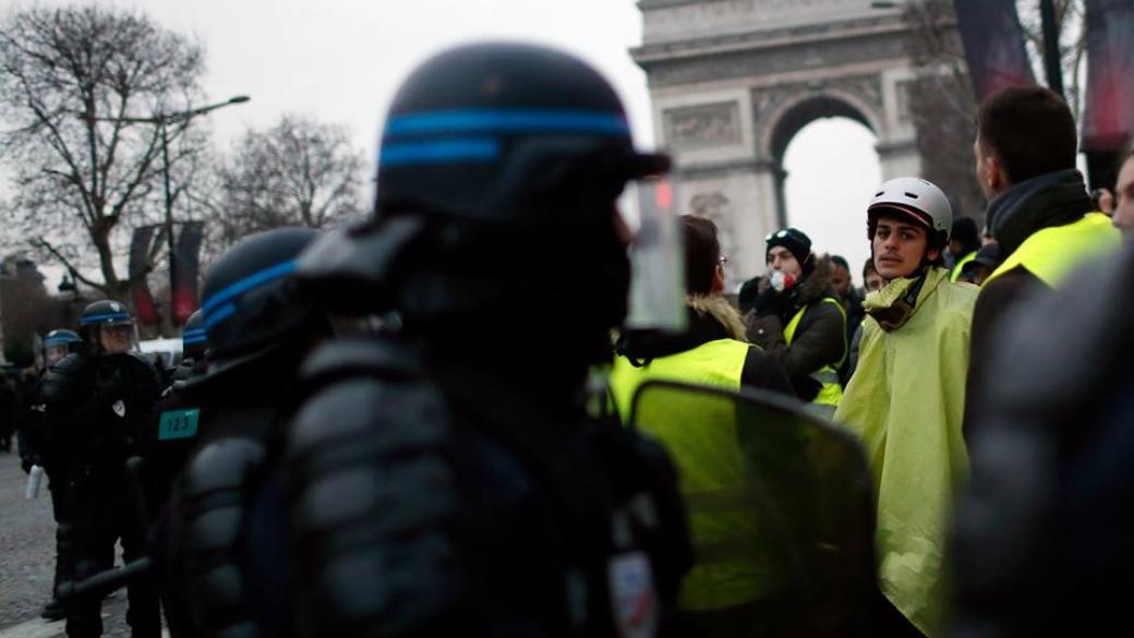 „Жълтите жилетки“ протестират във Франция за осма поредна седмица