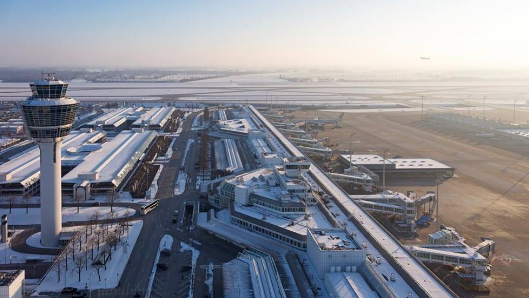Снежен хаос в Европа: Стотици отменени и закъснели полети