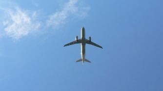 Десетки отменени полети в Берлин след стачка на служители