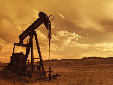 Цените на петрола скочиха с 2%