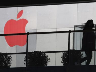 Apple чака Google на CES с подигравка
