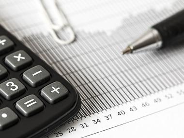 Българската икономика ще забави ръста си до 3% през 2019 г.