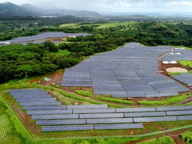 Най-големият парк за производство на слънчева енергия отвори в Хаваи