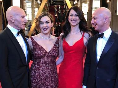 Коя е Макензи Безос, съпругата (скоро бивша) на най-богатия мъж в света