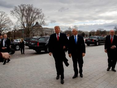 Китай е обещал да купува „съществени количества“ американски стоки