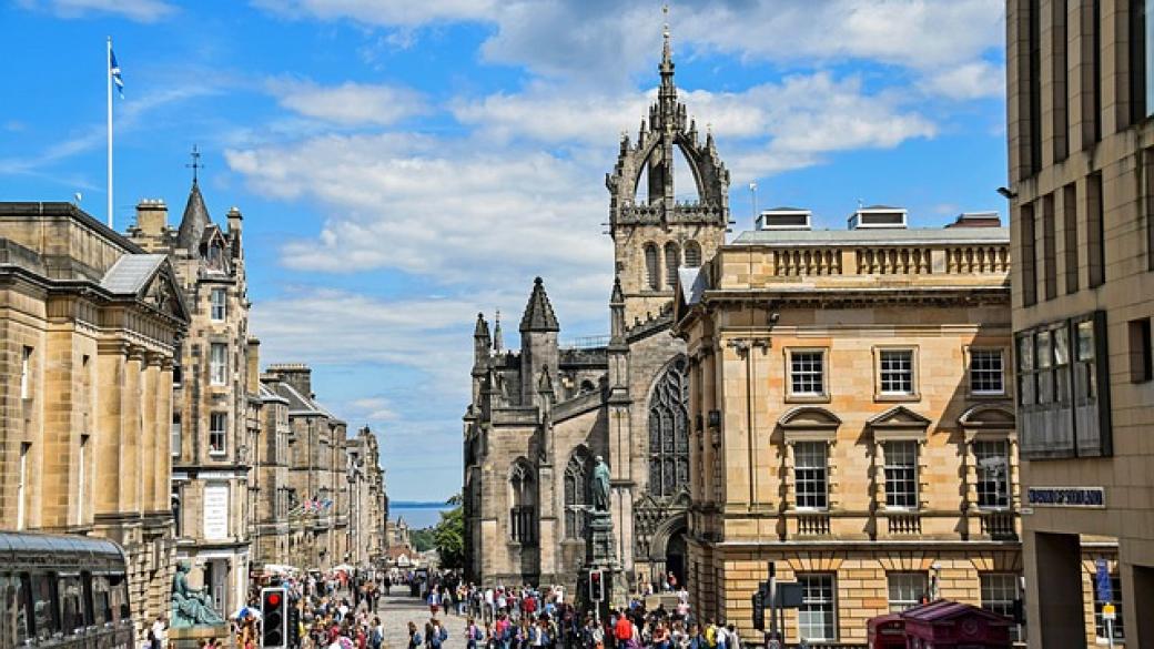 Единбург може да въведе туристическа такса от £2