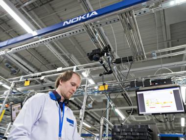 Nokia съкращава 350 работни места във Финландия