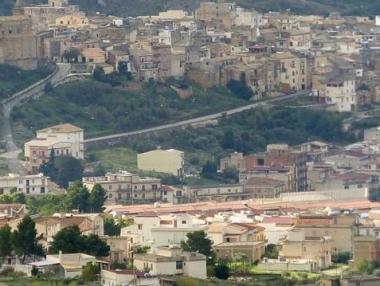 Град в Сицилия продава къщи за 1 евро