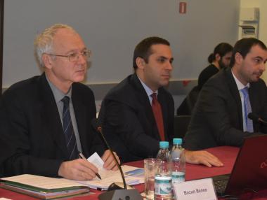 Караниколов: През 2018 г. по ОПИК са сключени общо 2022 договора