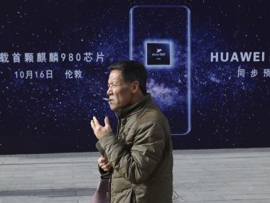 Китай нарече „истерия“ действията на САЩ срещу Huawei и ZTE