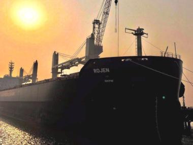 „Параходство БМФ“ получи 42 300-тонния бълкер „Рожен“