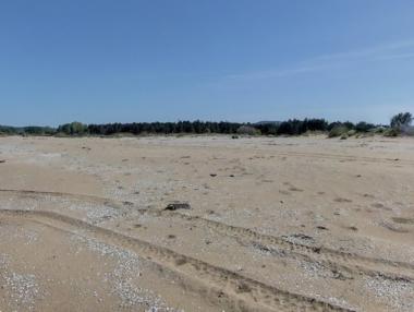 Министерството опроверга сигнал за незаконно строителство на плажа до „Градина”