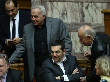 Гърция вдига минималната заплата с 11%