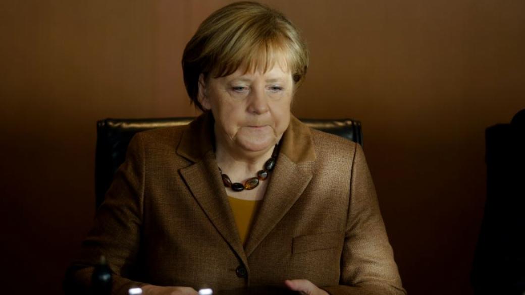Ангела Меркел закри профила си във Facebook
