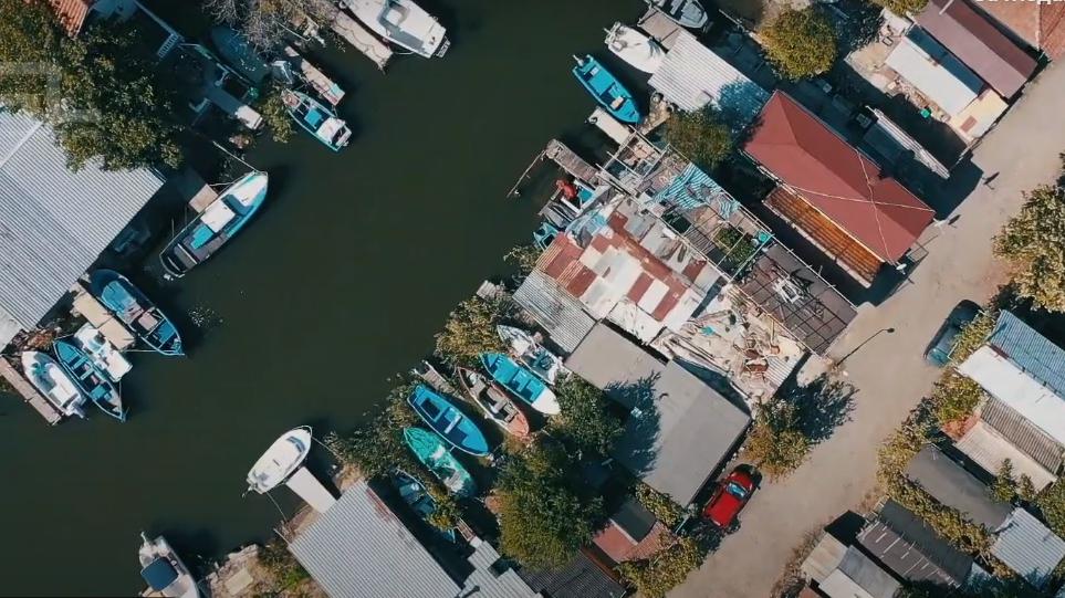 Рибарско селище Ченгене скеле }